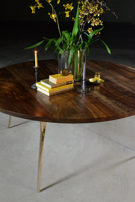 Round Cast/Mill Dining Table - blankblankinc